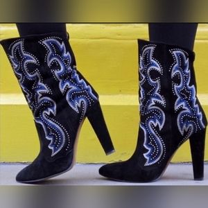 NWOT Zara Suede Boots